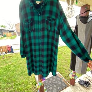 Green and Black Plaid Button-Up Shirt Dress
